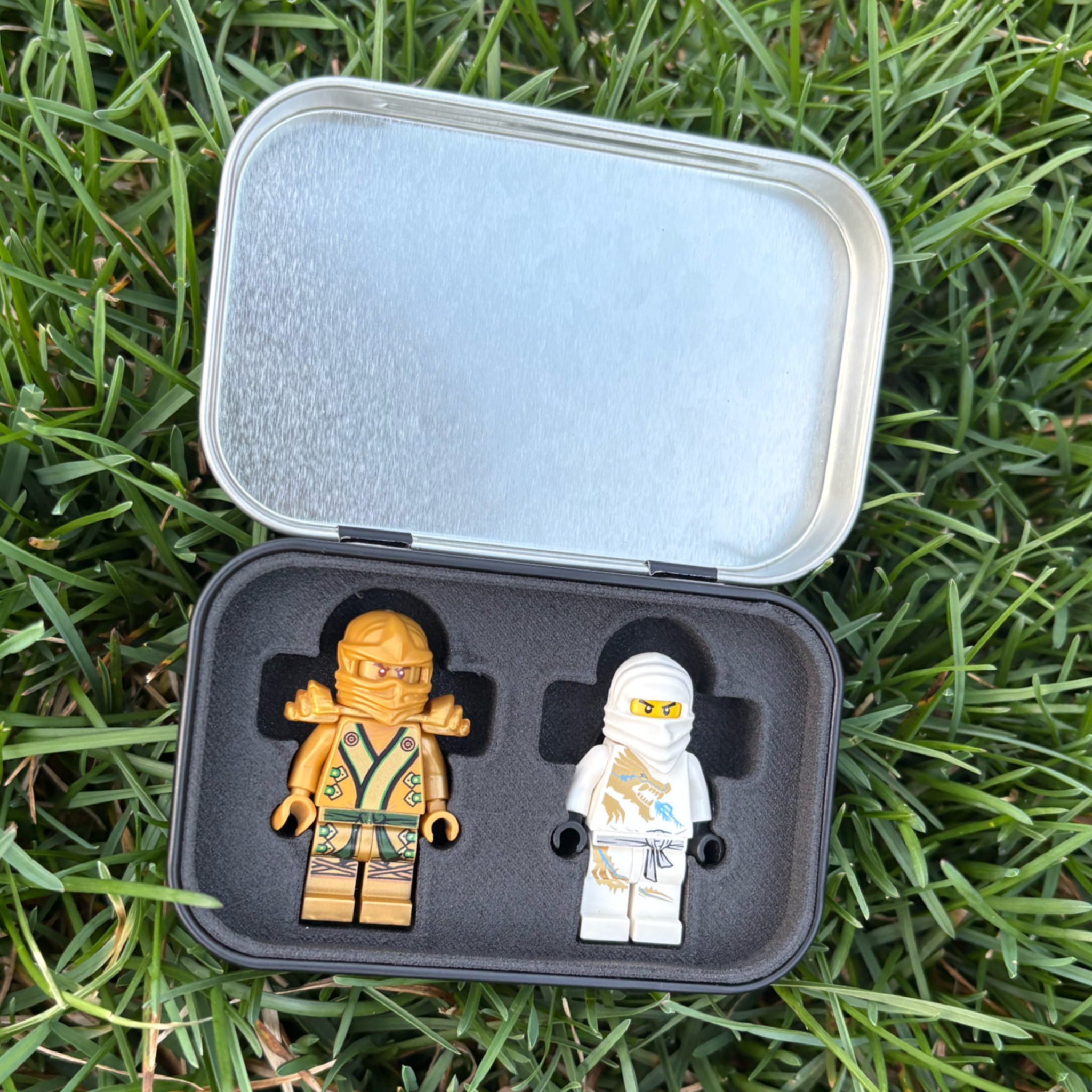 StealthFigs™ Two Minifigure Armour Compatible Pocket Figure Case with Foam Insert